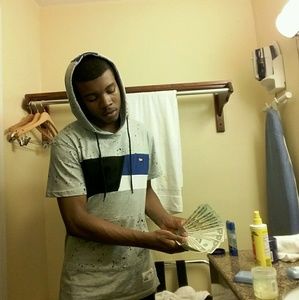 Meet your Posher, Cameron